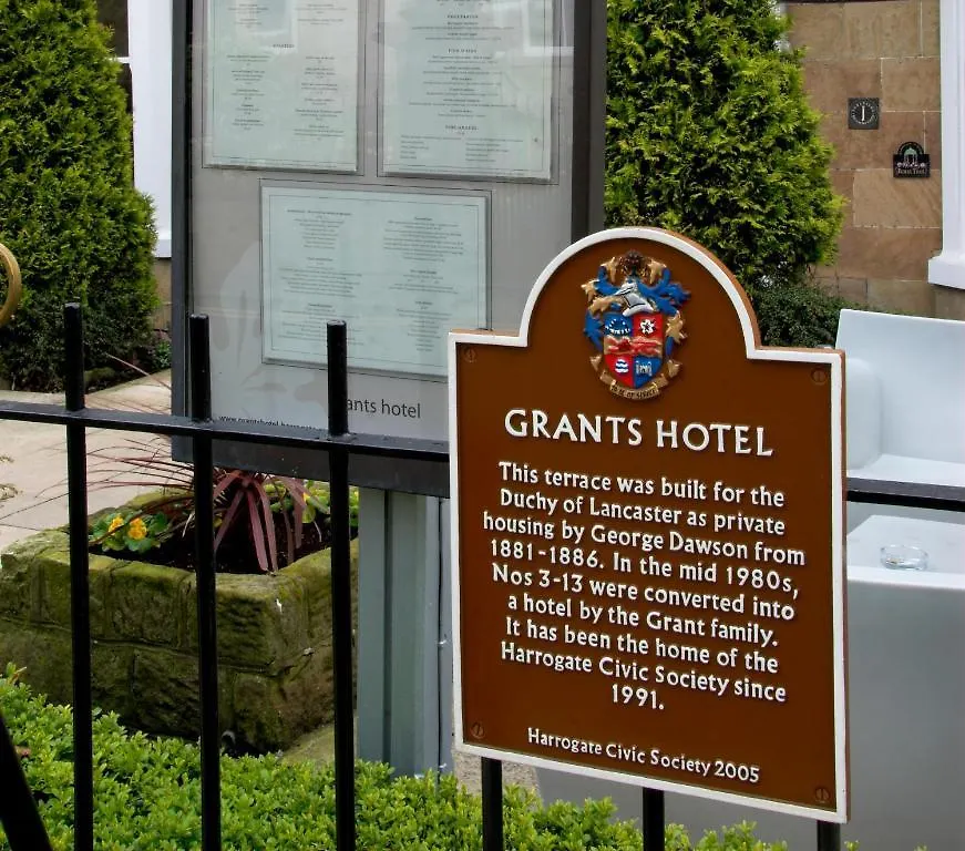 بيت ضيافة هاروغايت Grants Hotel